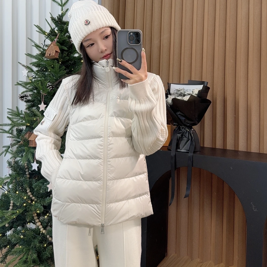 全新未使用 MONCLER 【国现直播间】纯色轻薄羽绒服夹克外套
