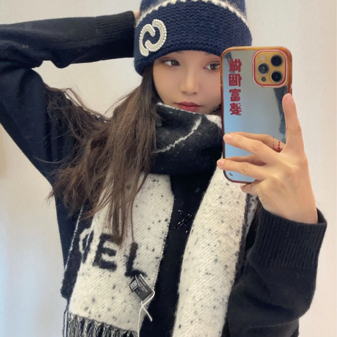 未使用 Chanel/香奈儿 【兔子姐姐羊绒】黑白拼色芝麻围巾