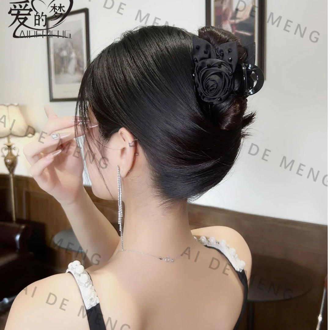高级感立体玫瑰水晶抓夹2025新款发饰复古后脑勺白搭黑色鲨鱼夹