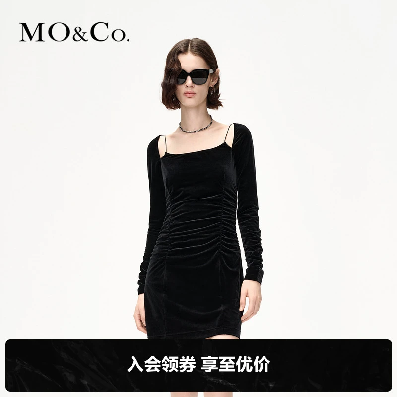 MOCO冬解构吊带方领抽褶高腰修身丝绒连衣裙MBC4DRS024