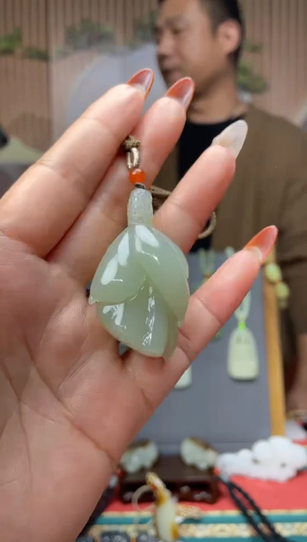 【闪购商品】和田玉颈饰未镶嵌一