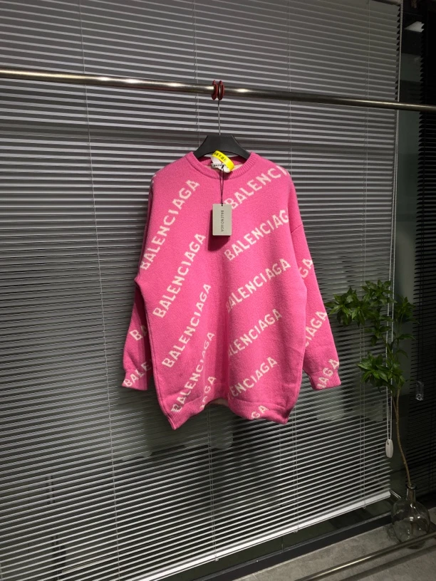 全新未使用 Balenciaga 巴黎世家 毛衣 弹幕 S码公价1.15w ko1367