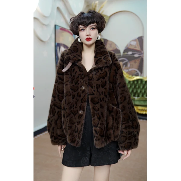 《小龙猫》2869 时尚气质女士豹纹冬季短款轻奢外套