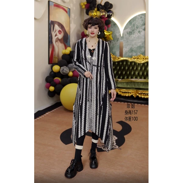 72285 菲姐时尚休闲气质长款格子大衣