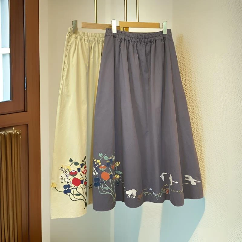 原单卡通刺绣半身裙（无领标吊牌）