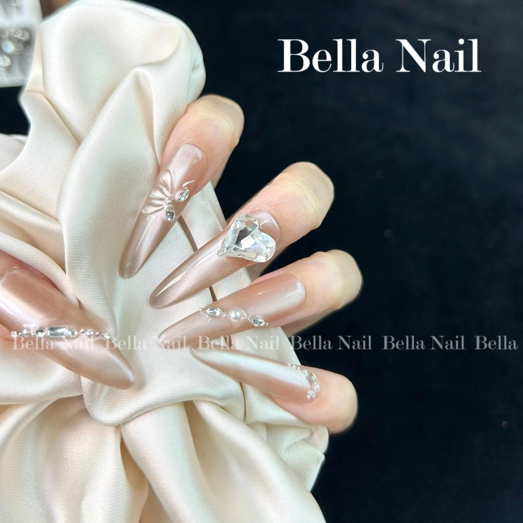 【西域蝴蝶】BellaNail手工斜边猫眼珍珠碎钻立体蝴蝶爆闪穿戴甲