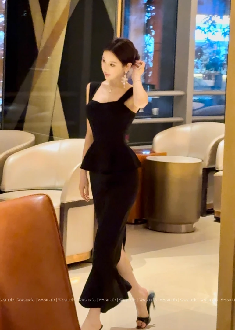 WW包臀「呼吸灵魂」正式场合气质裙子夏季收腰显瘦晚礼服吊带连衣裙