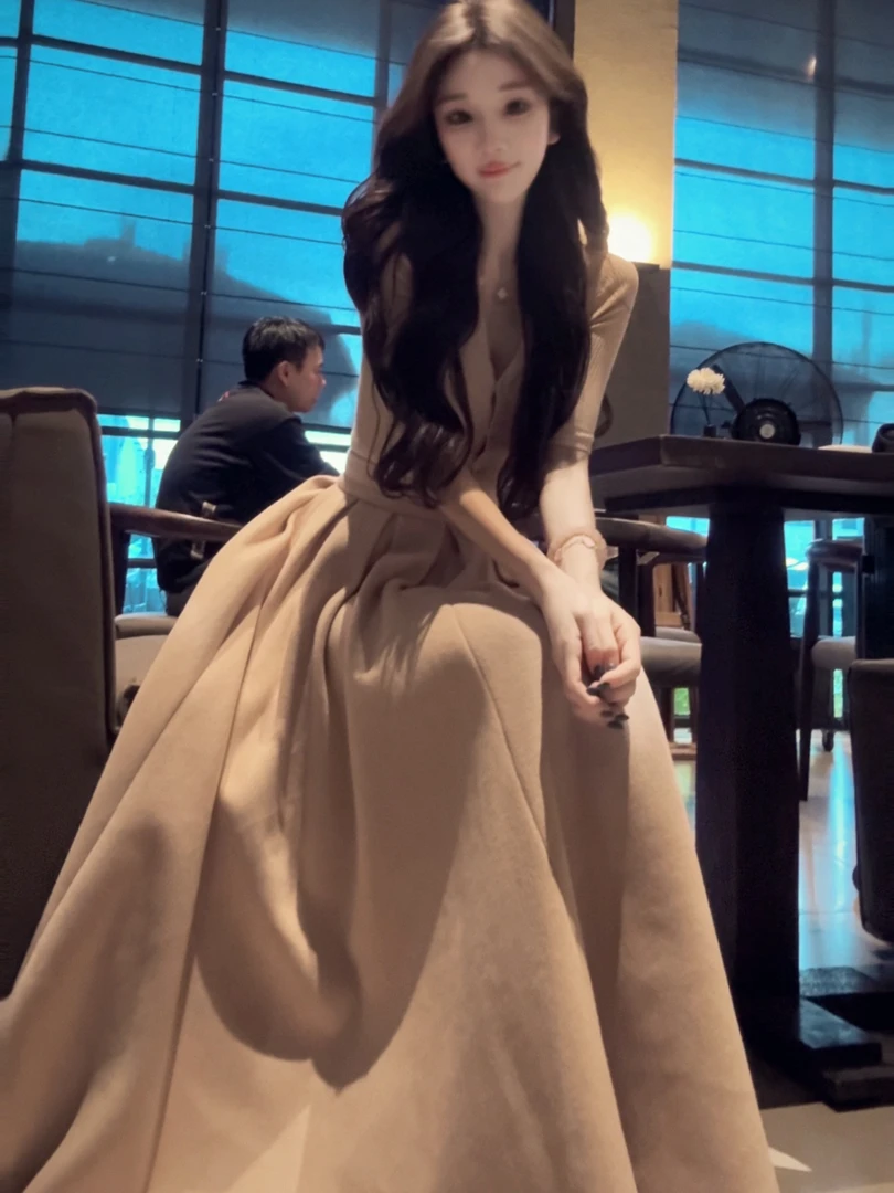 WW原创「冬末折樱」法式轻奢气质收腰复古秋冬上衣半裙套装