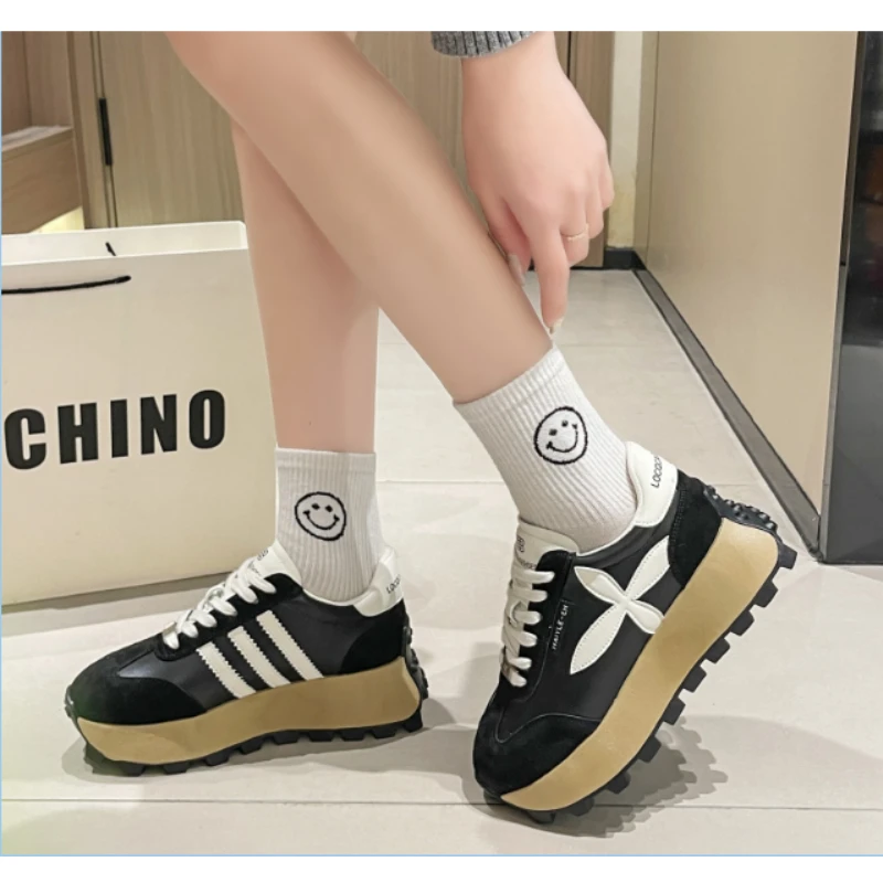 A1810休闲百搭系带软底运动休闲鞋仓