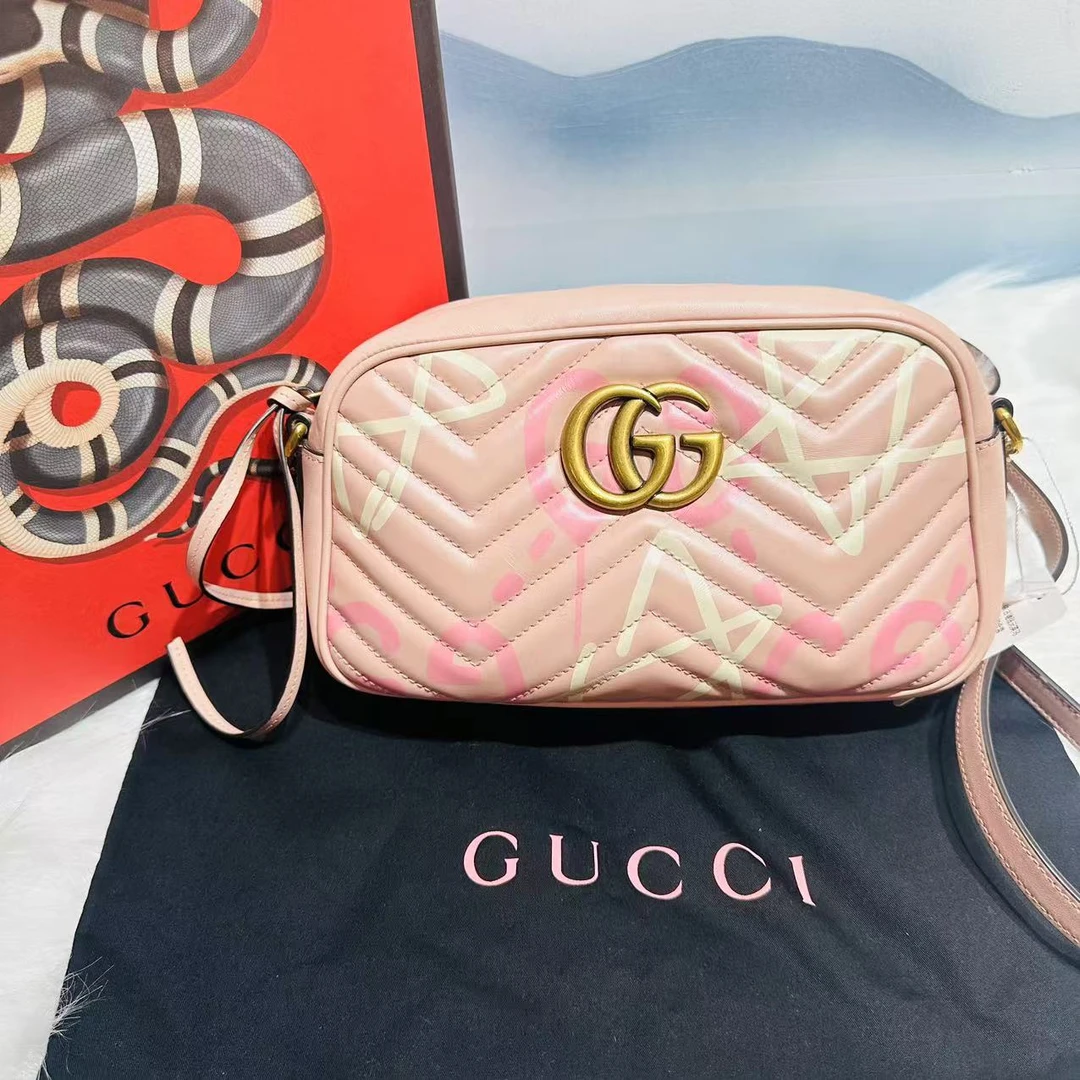 95新 GUCCI/古驰 珍甄 张元英马蒙相机斜挎包 24940
