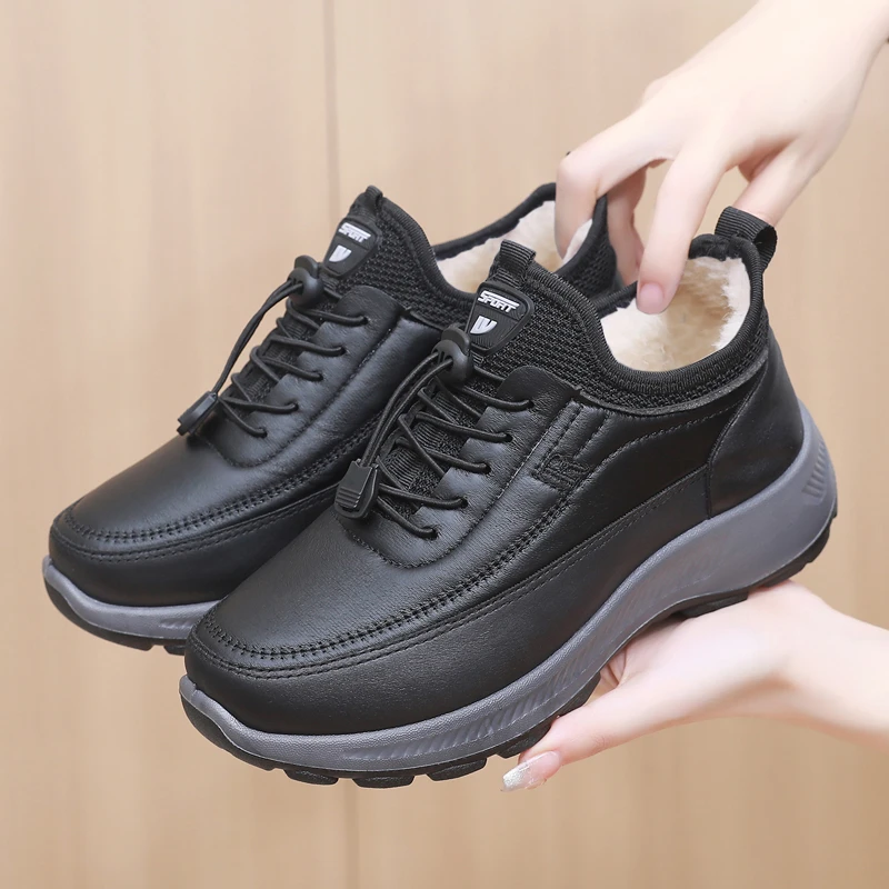 新款老北京棉鞋女中老年妈妈鞋加绒加厚绵羊毛冬季保暖低帮雪地靴