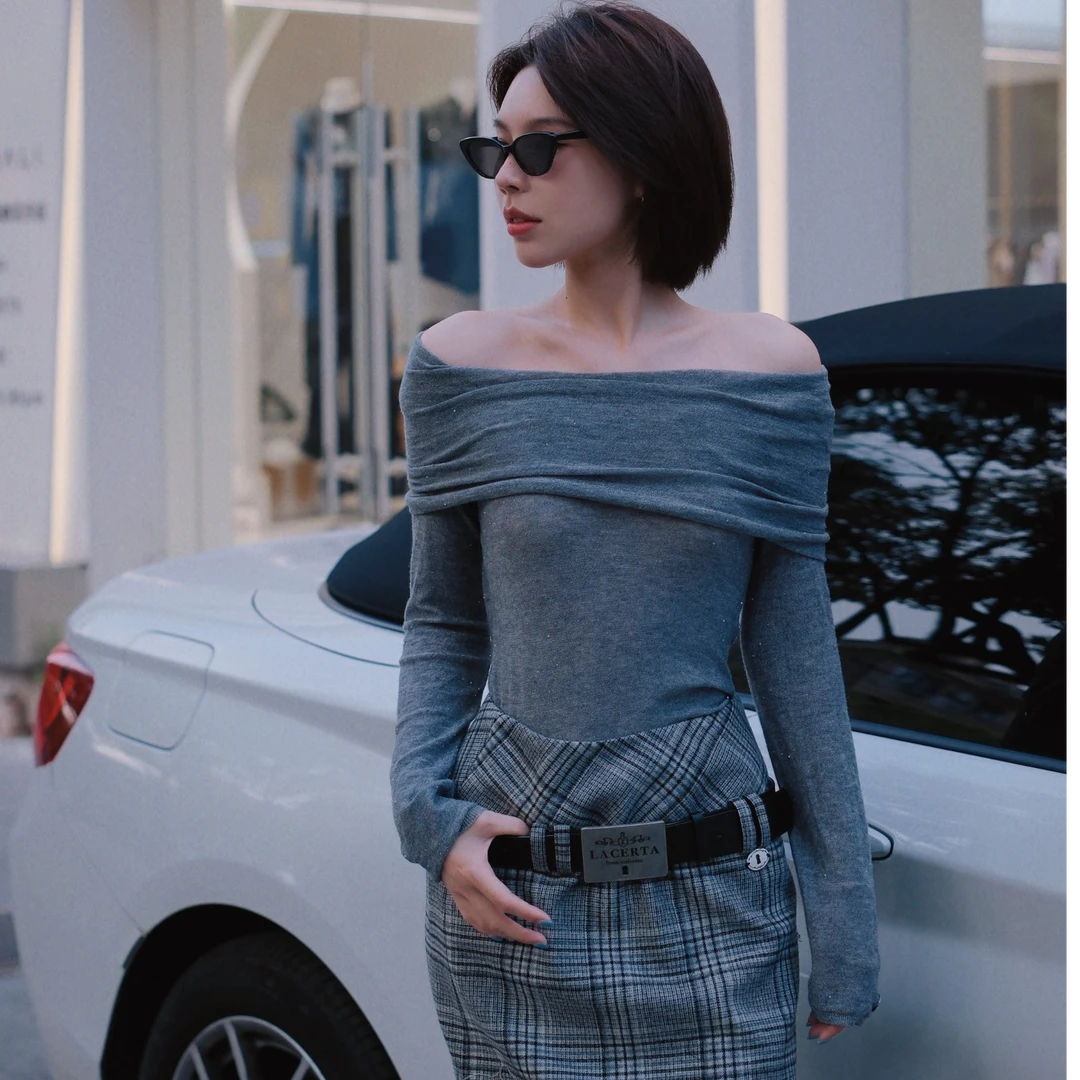 LACERTA-星空细闪一字领针织打底