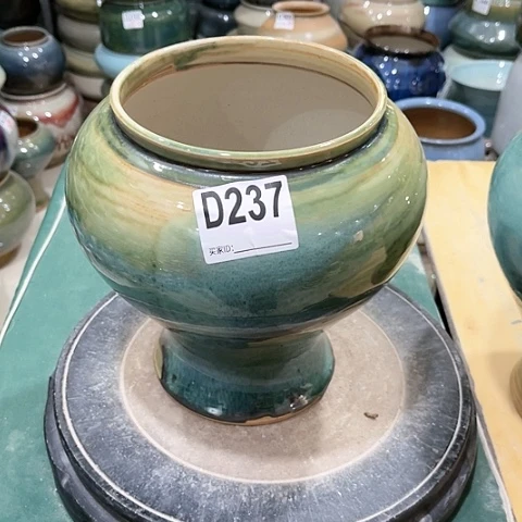 红陶20CM（含）-50CM（不含）石*