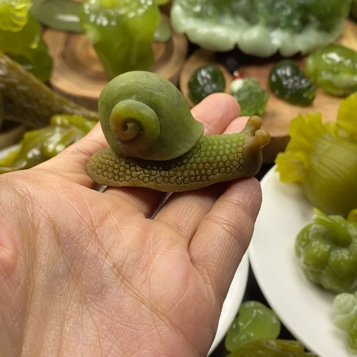 蛇纹石玉手把未镶嵌