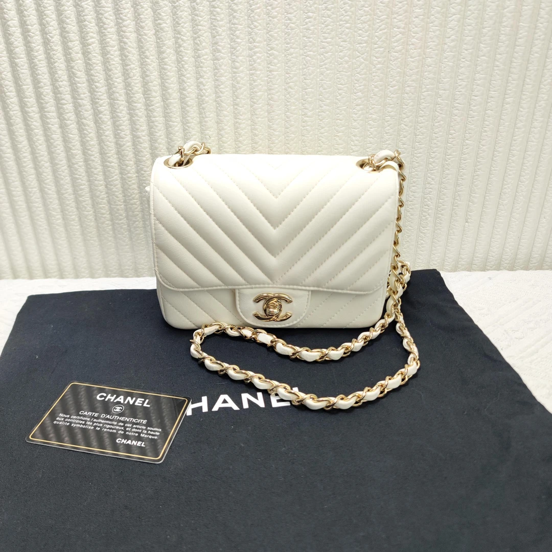99新 Chanel/香奈儿 女士经典时尚百搭奶昔白方胖子斜挎二奢包包