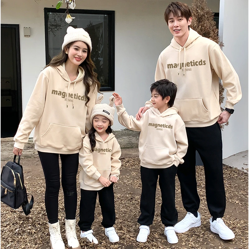 特别的亲子装炸街一家三口四口婴儿母子母女装2024新款秋冬装毛衣