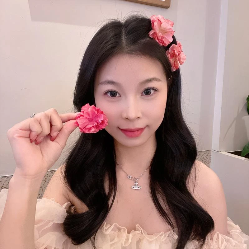 春日清冷感发夹甜美仿真花朵小抓夹超仙发夹刘海侧边夹高颜值发卡