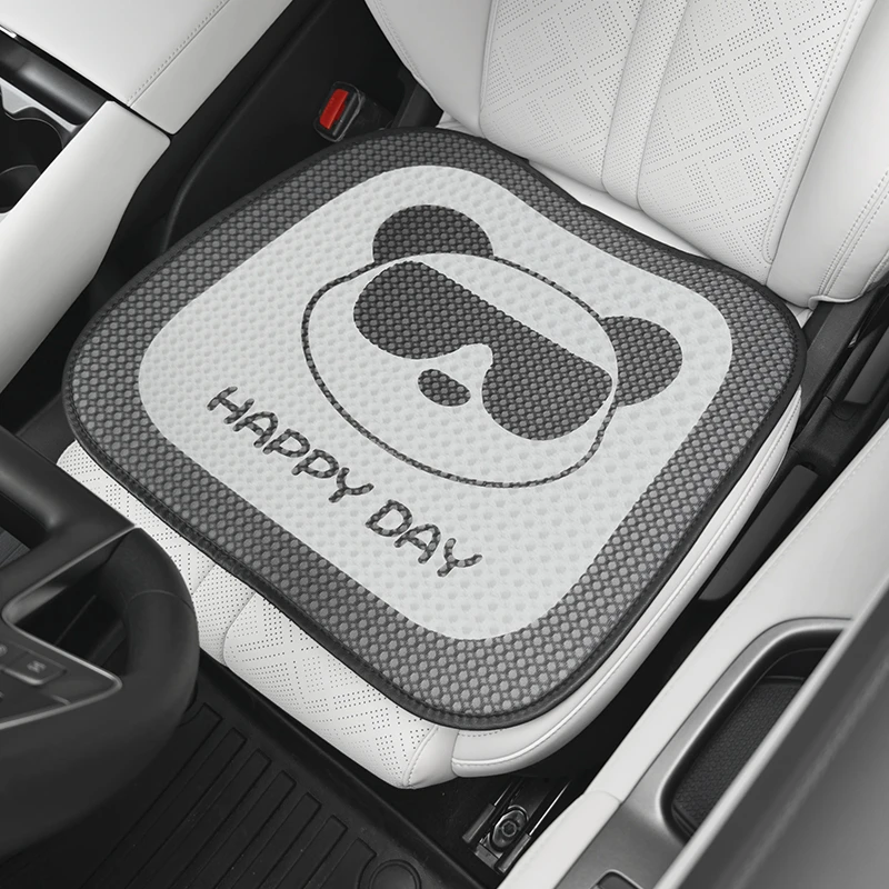 2024新款汽车坐垫四季通用单片熊猫创意夏季凉垫通用半包卡通座套