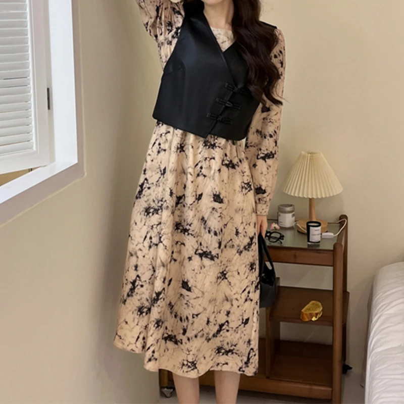 睦火火复古碎花气质套装2024时尚显瘦长款收腰秋季长袖裙两件套