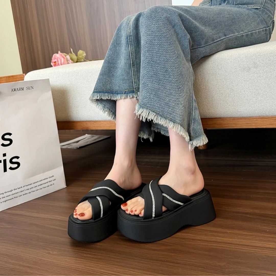 2024夏季网红踩屎感交叉高级感防滑沙滩凉拖鞋501-6