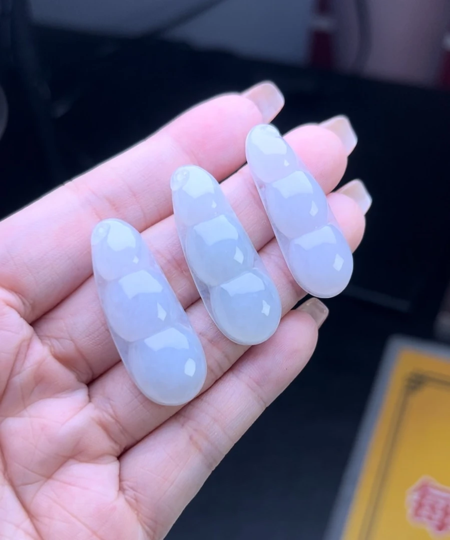 缅甸天然A货翡翠福豆多样性发1