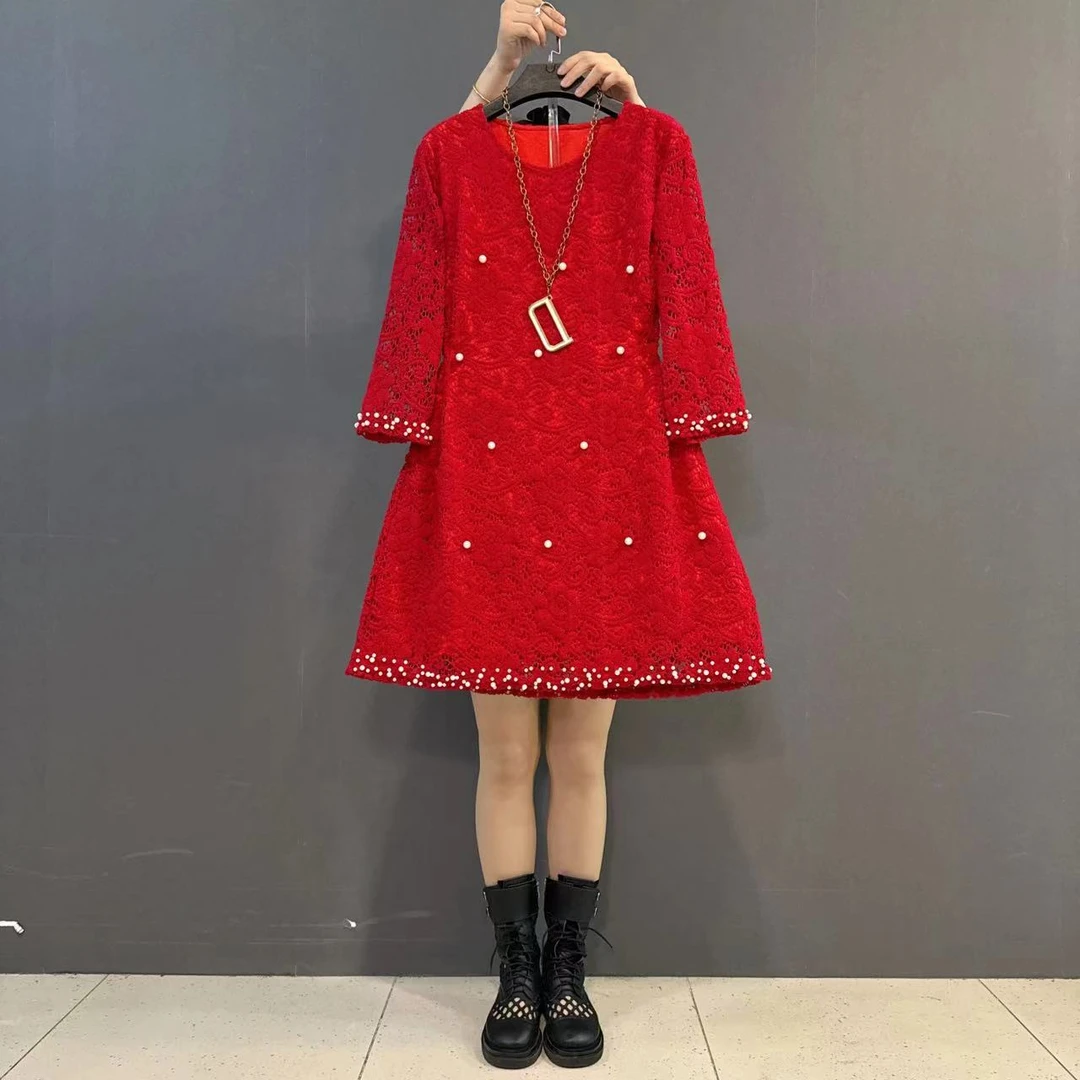 2024秋冬新款洋气显瘦蕾丝钉珠胖妹妹气质连衣裙
