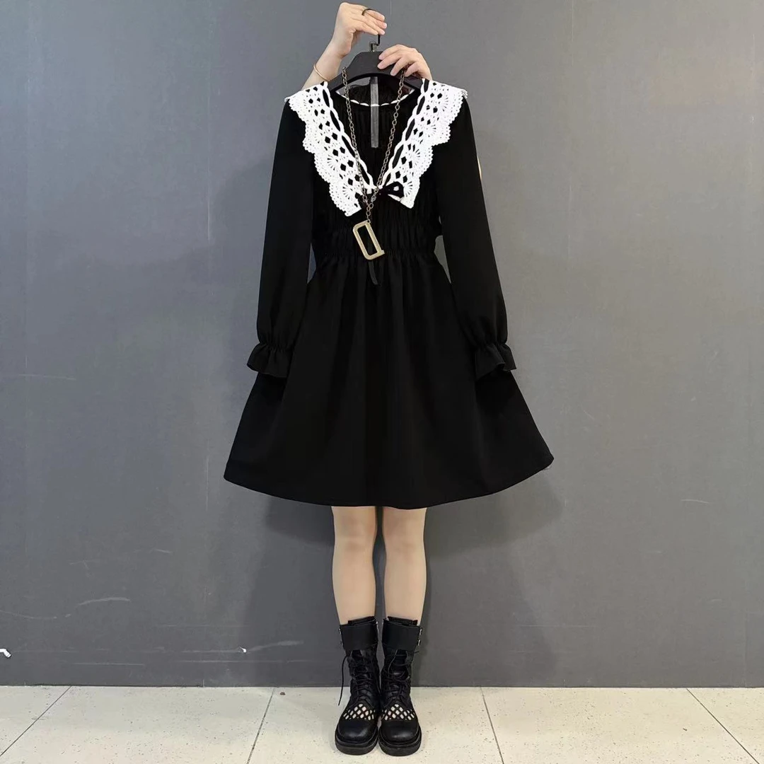 大码女装新款时尚显瘦收腰娃娃领拼接连衣裙