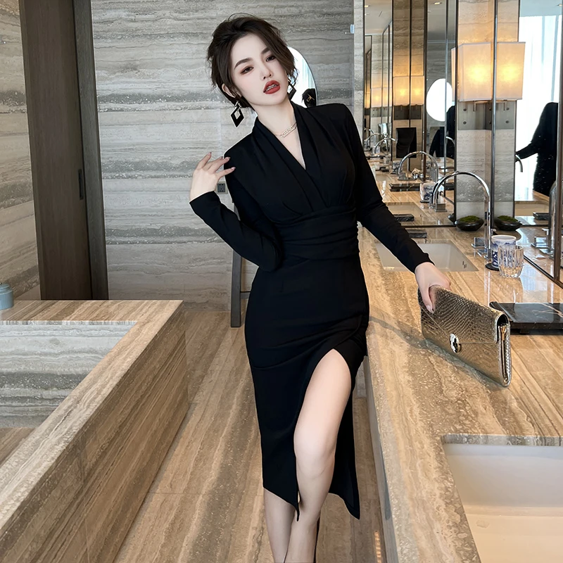 6051法式黑色长袖显瘦赫本风新款时尚气质高级修身开叉包臀连衣裙