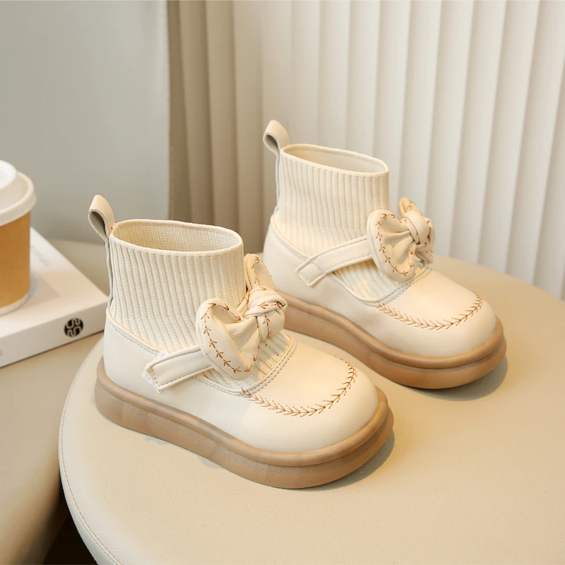 儿童公主靴秋冬新款加绒皮靴女童中大童软底田园风小单靴子