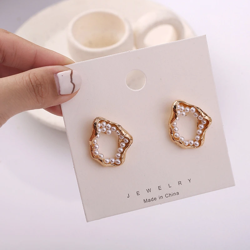 合金耳饰 2023金属珠珠耳环复古冷淡风气质耳钉女欧美耳饰不规则