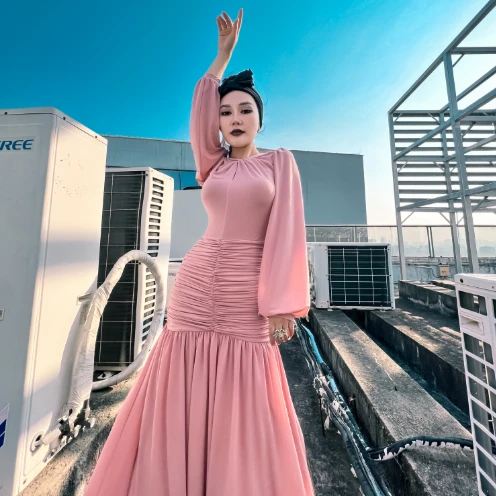 【星姐推荐】星原创高级定制设计师气质显瘦收腰修身褶皱长款连衣裙