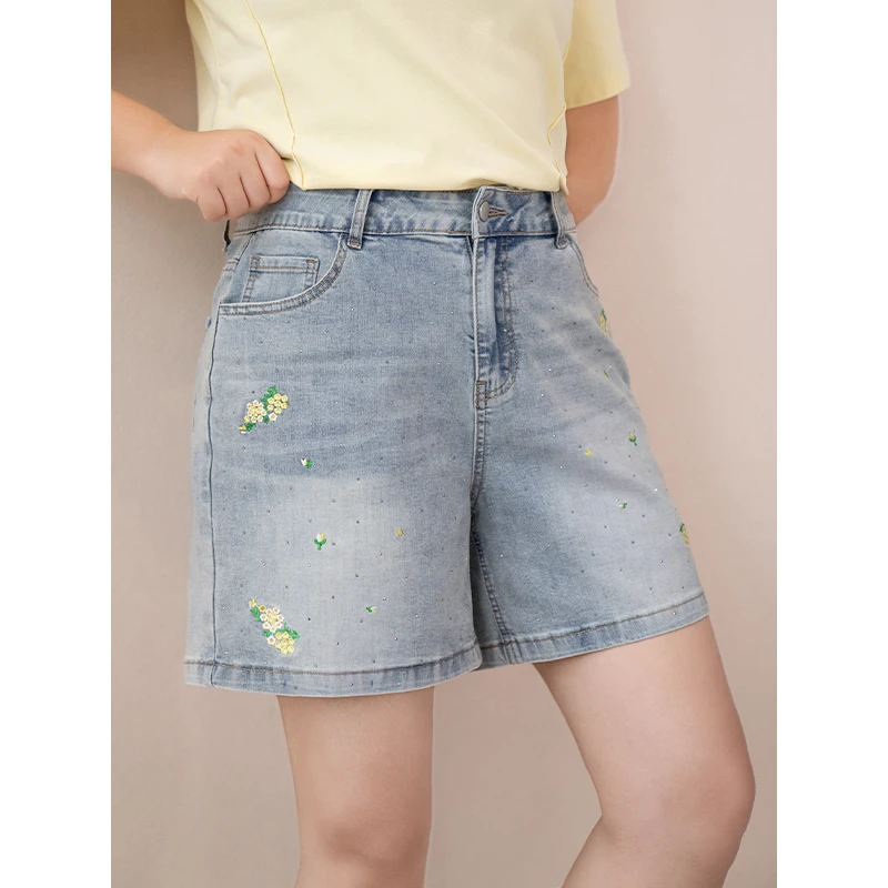 【清新刺绣】MsShe大码女装新款夏装精致休闲烫钻牛仔短裤M2405284