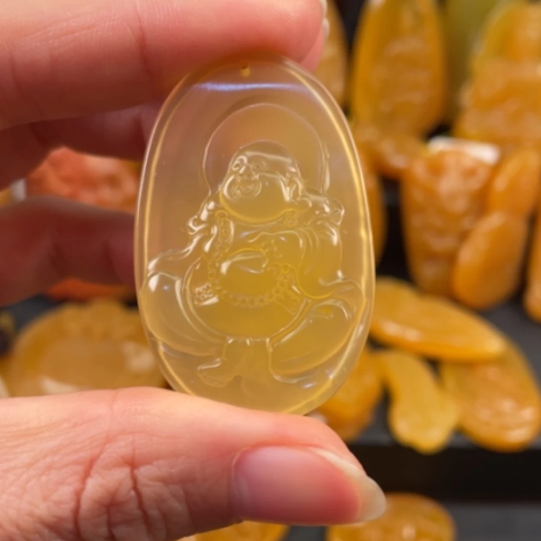 【闪购商品】石英质玉颈饰未镶嵌张*