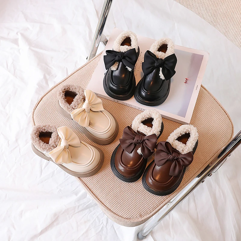 女童洋气加绒皮鞋软底宝宝皮靴2023冬季新款儿童二棉公主小皮鞋