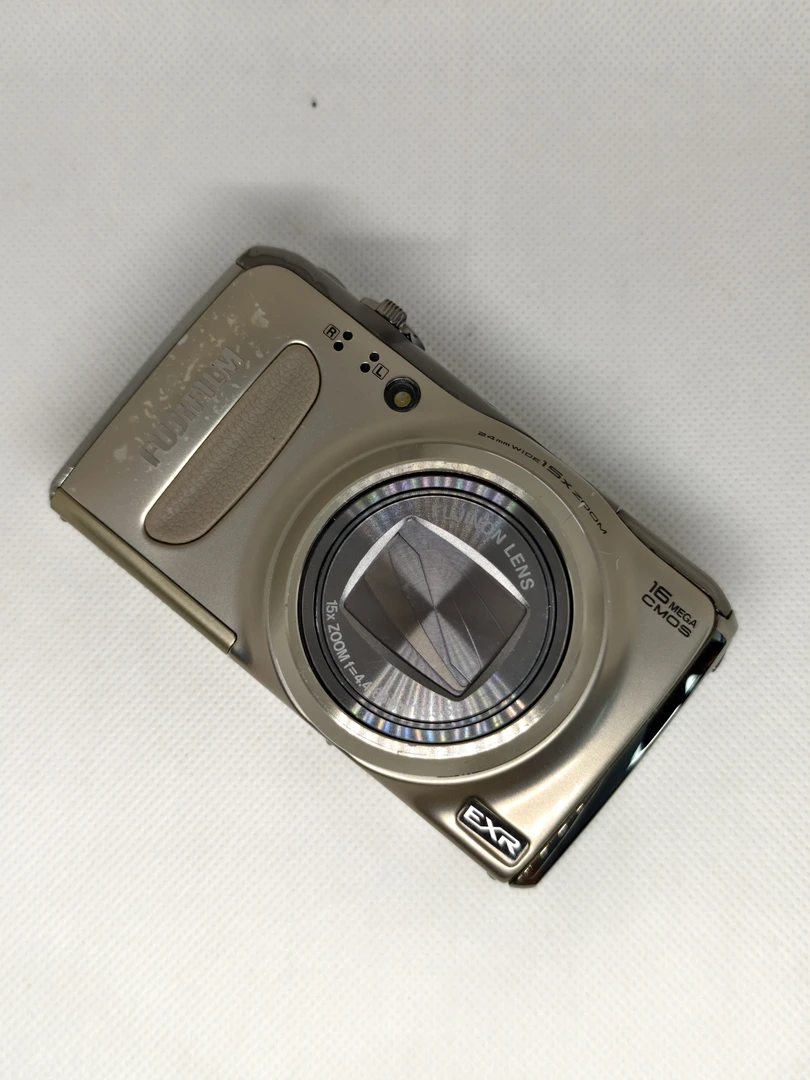 9新 Fujifilm/富士 F665 EXR 1600w像素15x变焦 色彩浓郁 人像美