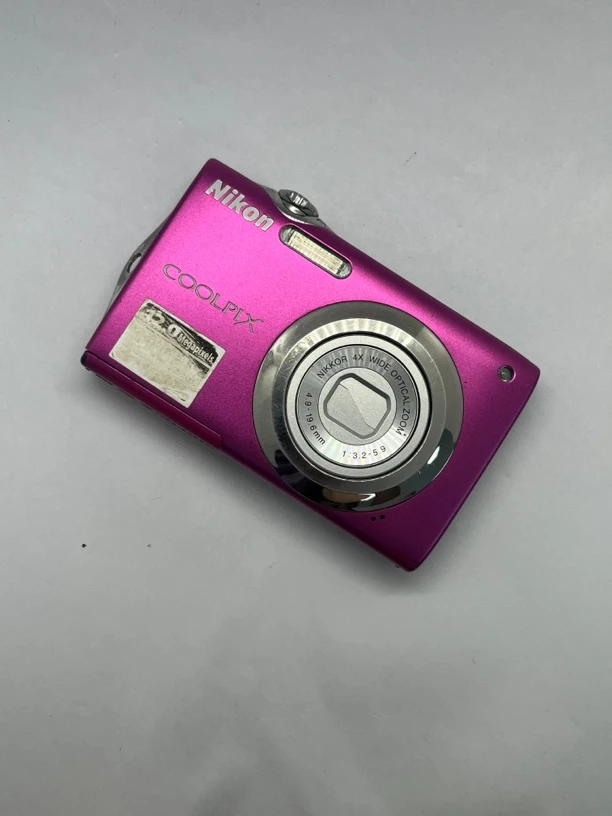 9新 Nikon/尼康 S3000 粉色稀有 4倍光学变焦 1200万像素 ccd相机