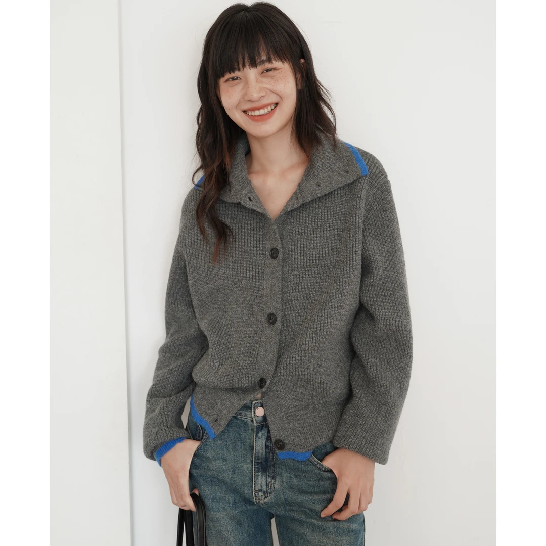 EIGHTHMONTH 灰色高领毛衣女撞色小设计针织开衫外套C150861