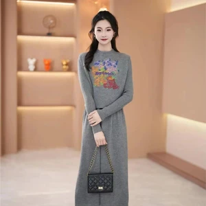 春款宽松连衣裙显瘦针织时尚中长款圆领毛衣裙两件套套装女装