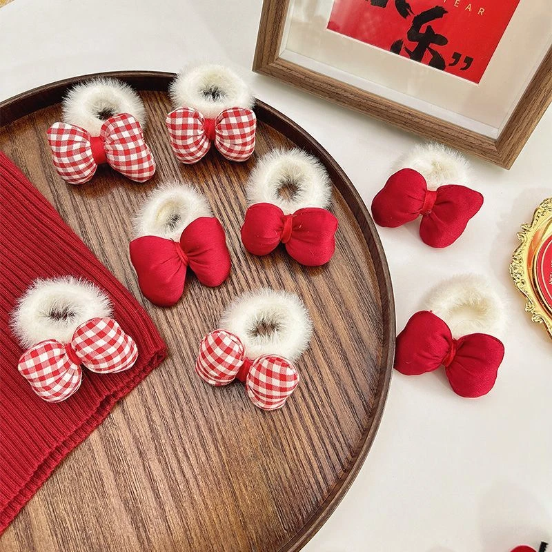 圣诞节红色蝴蝶结毛绒头绳女孩新年泡芙发绳发圈可爱儿童皮筋头饰