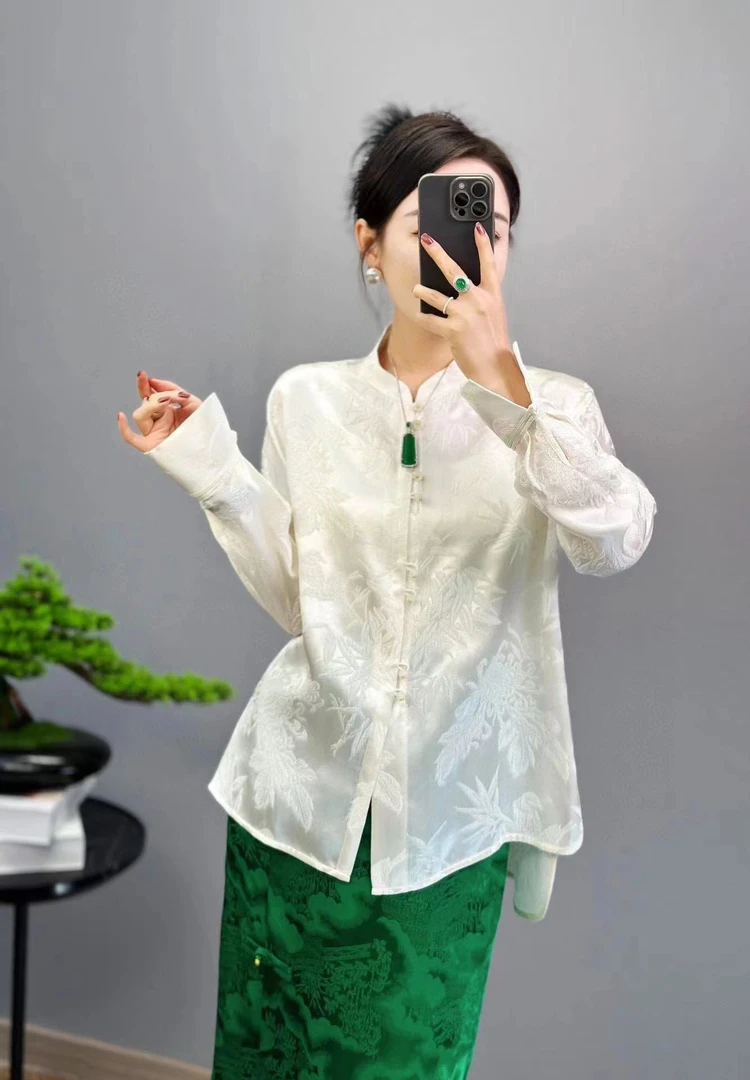 2025桑蚕丝提花 新中式盘扣衬衫外套女2025早春新款立领对襟上衣