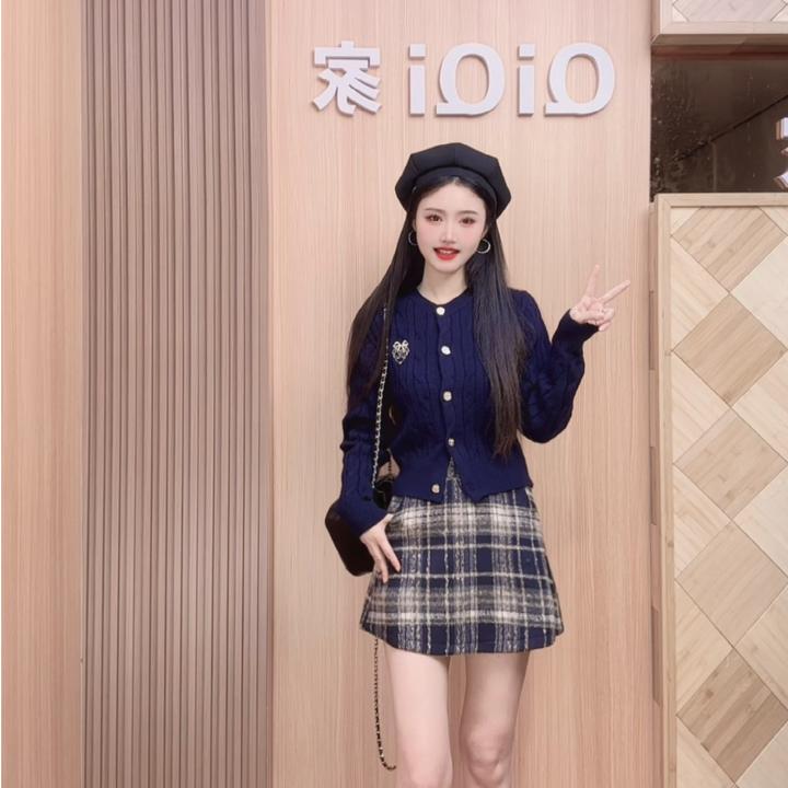 QiQi家 千金小香风针织开衫格子半身裙显瘦气质两件套