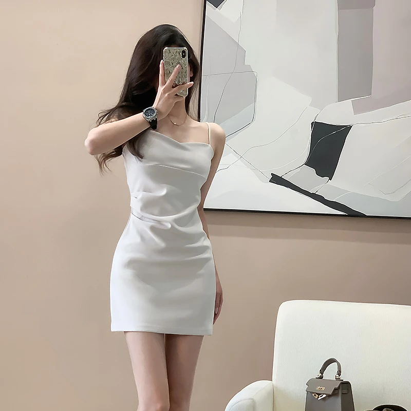 2025新款夏季白色吊带连衣裙女气质性感包臀短裙纯欲风小个子裙子