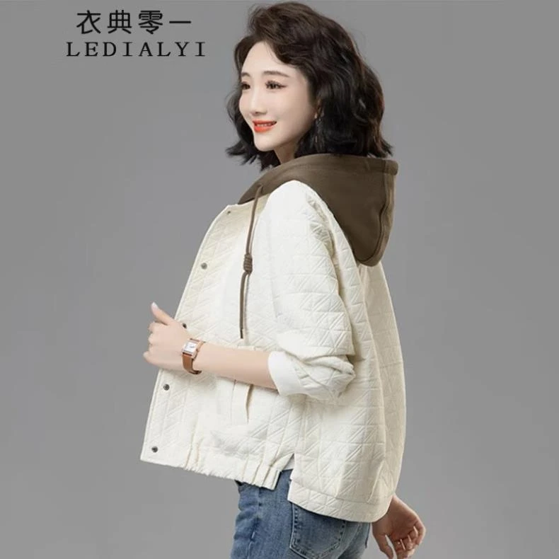 春秋季女装时尚中年小个子薄款连帽小香风短款上衣女外套休闲夹克