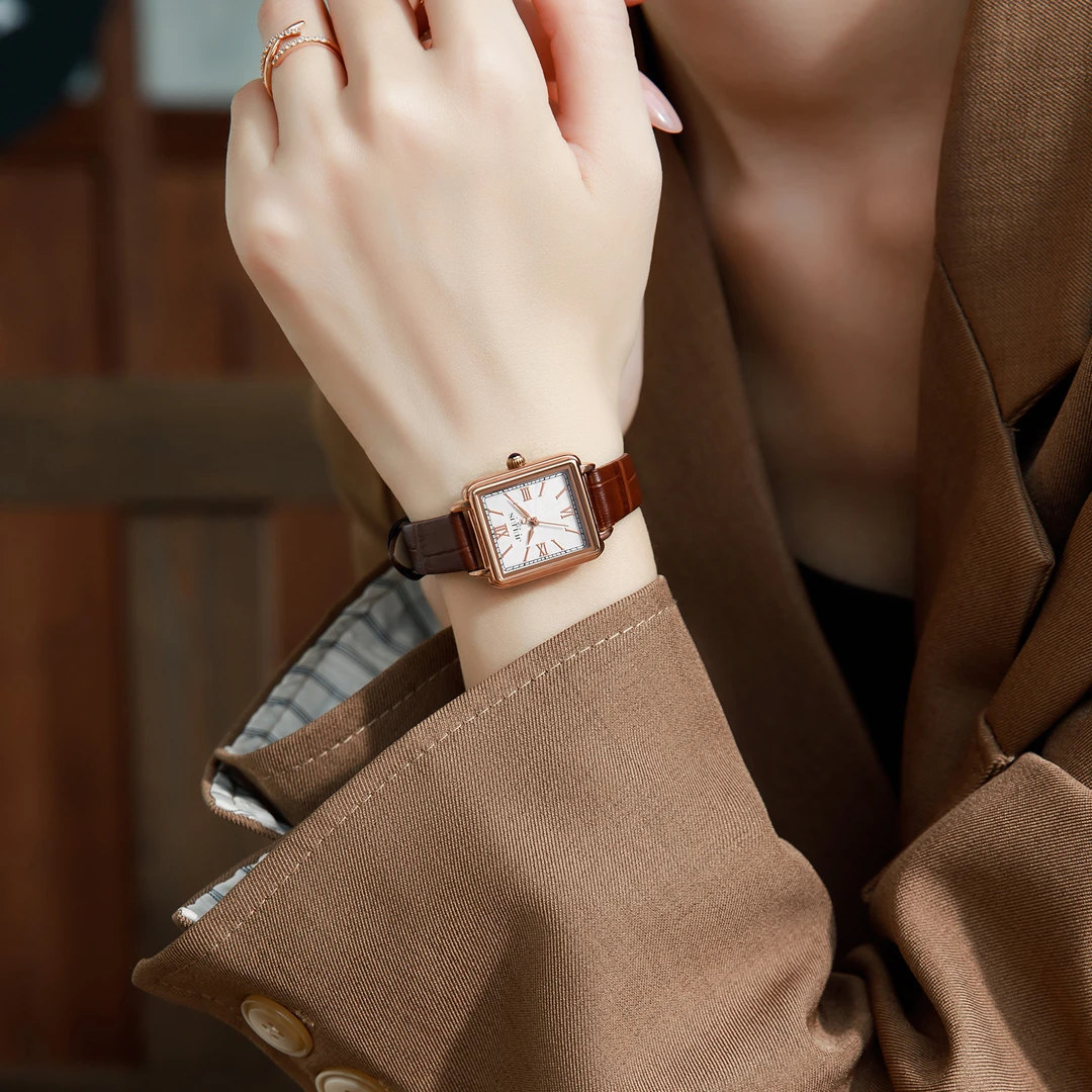 聚利时手表女时尚2025年新款气质小众轻奢女士防水女生腕表小方表