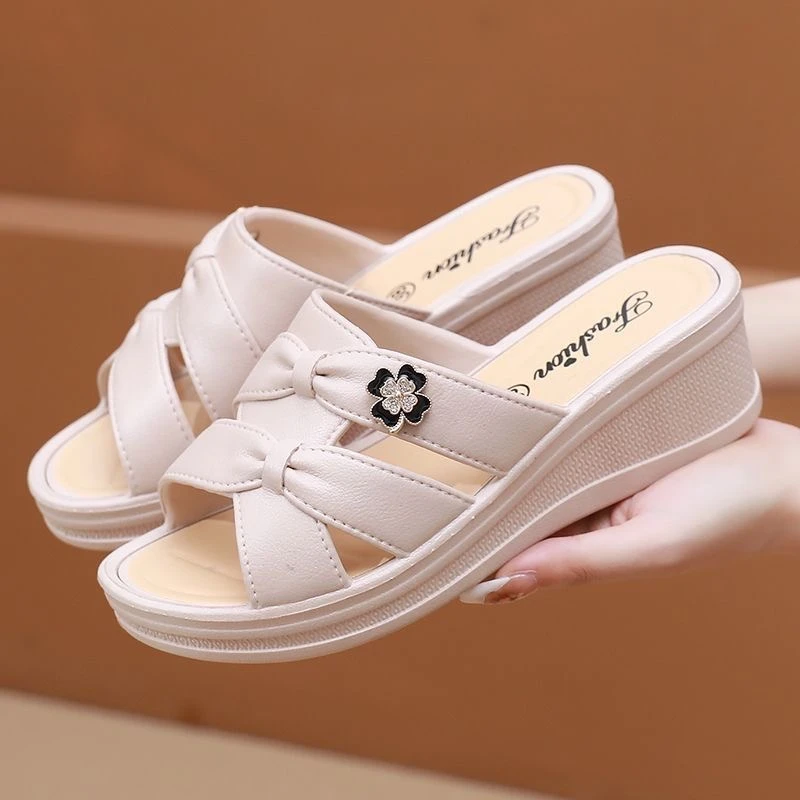 拖鞋女夏季女士拖鞋防滑外穿轻便软底中年拖鞋女耐磨增高凉拖