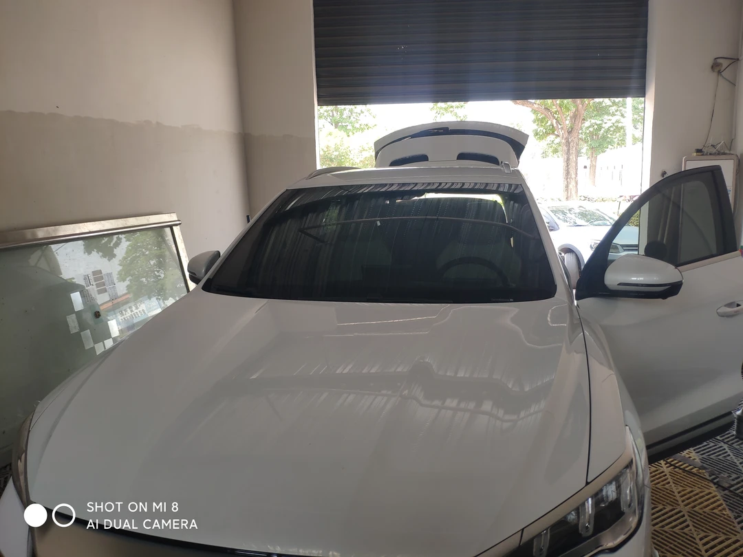 高清太阳膜包除旧膜