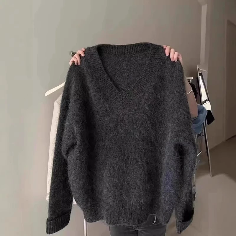 芯娇晴慵懒风软糯内搭深灰色v领毛衣女春秋季加厚宽松针织衫上衣