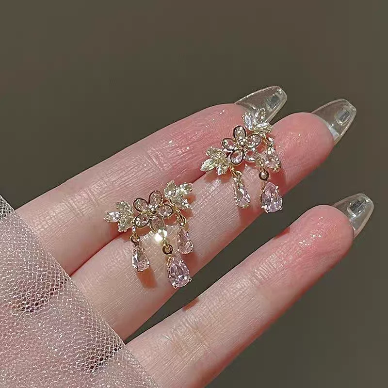 彩色水滴花朵耳环女轻奢时尚高级感耳钉2025新款爆款精致气质耳饰