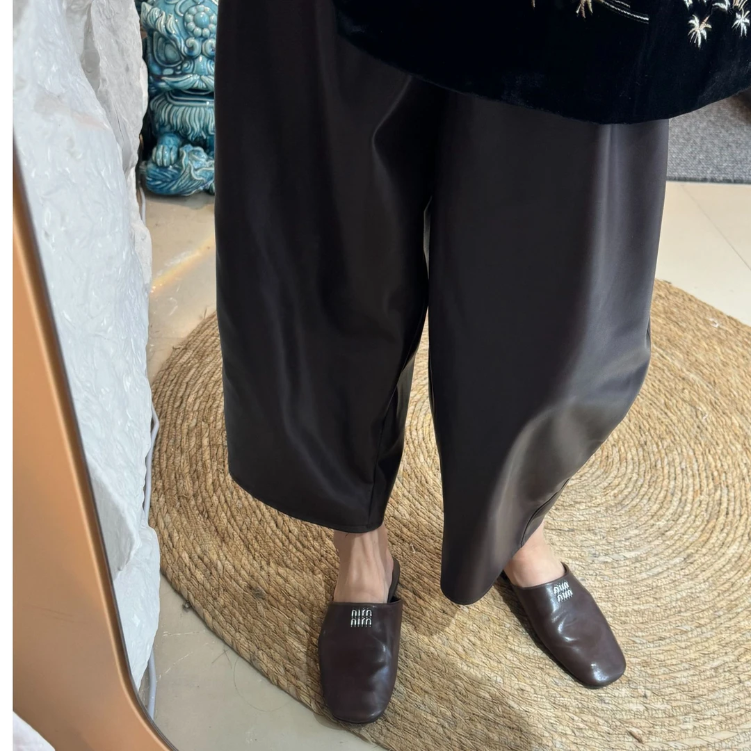 李豆儿定制款《黑色 深咖色》阔腿百搭松紧腰 宽松休闲版磨毛绒皮裤