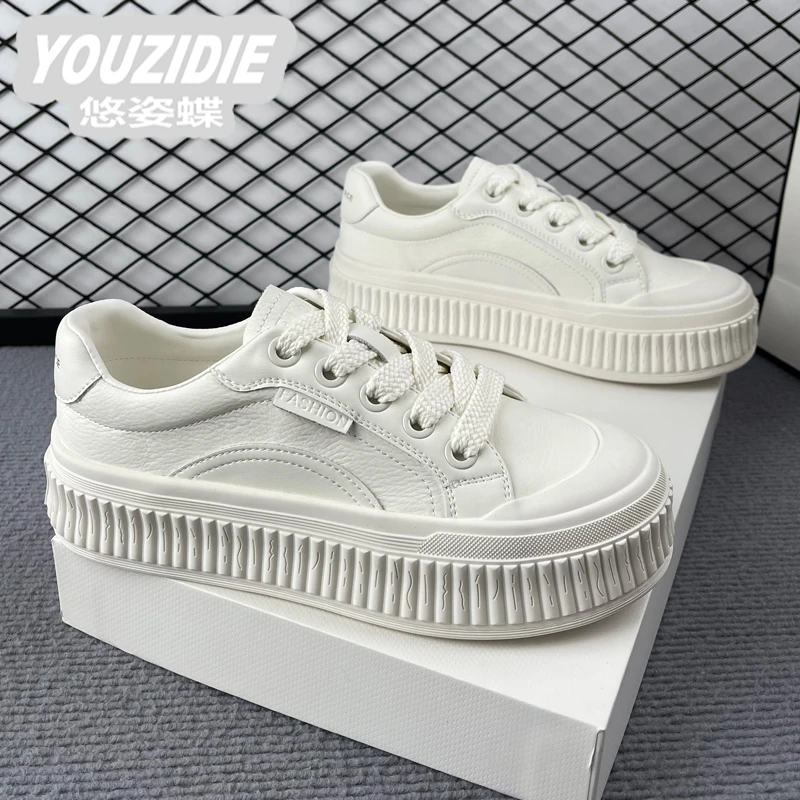 YOUZIDIE真皮小白鞋女2025低帮新款轻便圆头饼干厚底百搭软底休闲